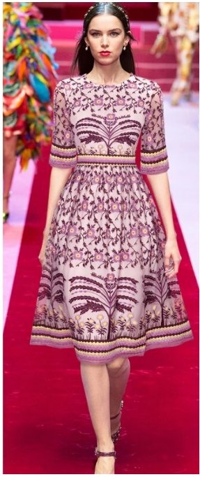 Pieni Vintage 40-Luvun Mekko