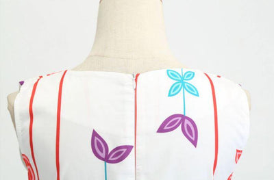 Yksinkertainen 50-Luvun Mekko