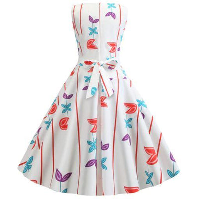 Yksinkertainen 50-Luvun Mekko