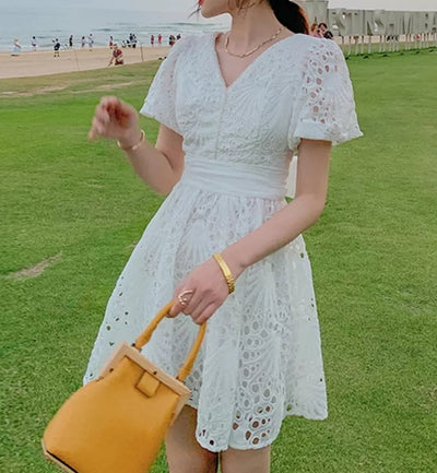 Lyhyt Vintage Häämekko