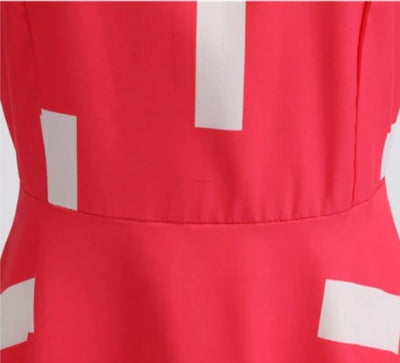 Vintage Trapetsimekko Pitsikauluksella