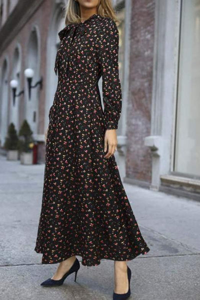 Vintage 40-Luvun Flowy Musta Mekko