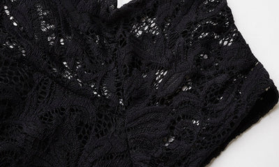 Vintage Musta Seremoniamekko