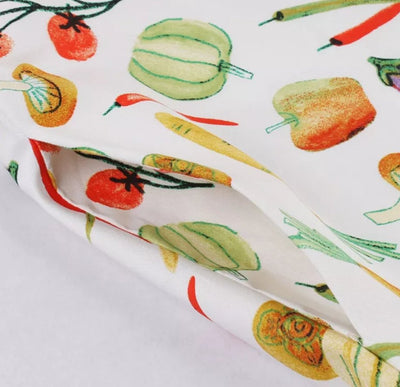 Vintage Pyöreäkaula-Mekko Kermanvärisiä Kukkia