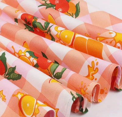 Vintage Pink Flowers -Mekko Pyöreäkauluksella