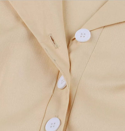 Vintage Pin-Up-Mekko 1950-Luvulta