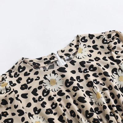 Vintage Pin Up Leopard -Mekko