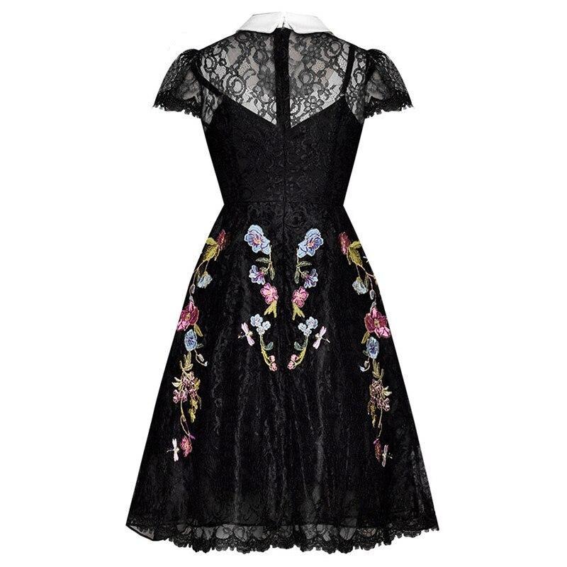 40-Luvun Peter Pan -Kaulusmekko