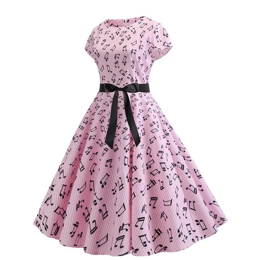 Kevätvintage Vaaleanpunainen Levenevä Mekko