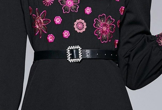 Pitkä Vintage-Kukkamekko