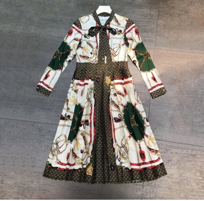 Vintage Vaaleanpunainen Midi-Mekko