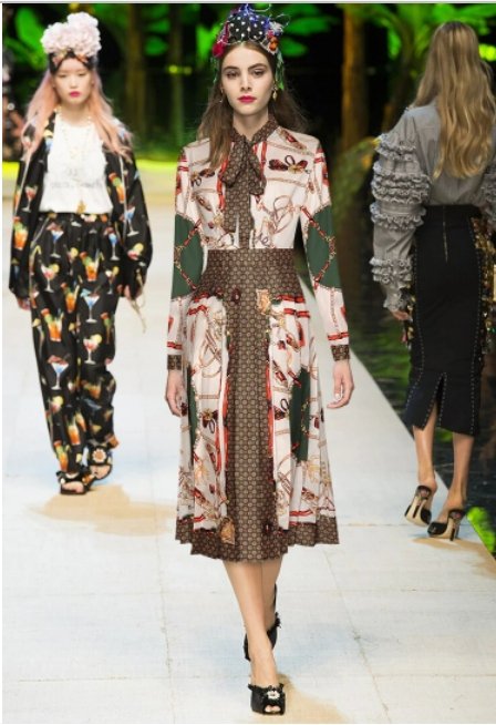 Vintage Vaaleanpunainen Midi-Mekko