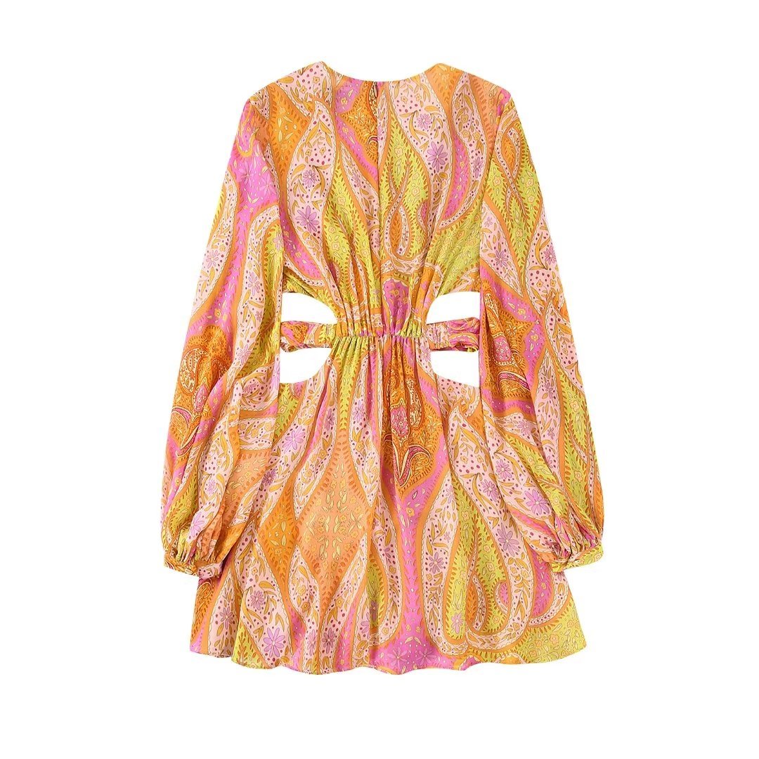 70-Luvun Tyyppinen Mekko