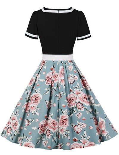 Vintage 60-Luvun Black Flowers -Mekko