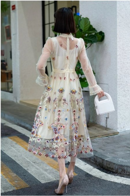 Vintage 40-Luvun Pitkä Mekko Samppanjaa