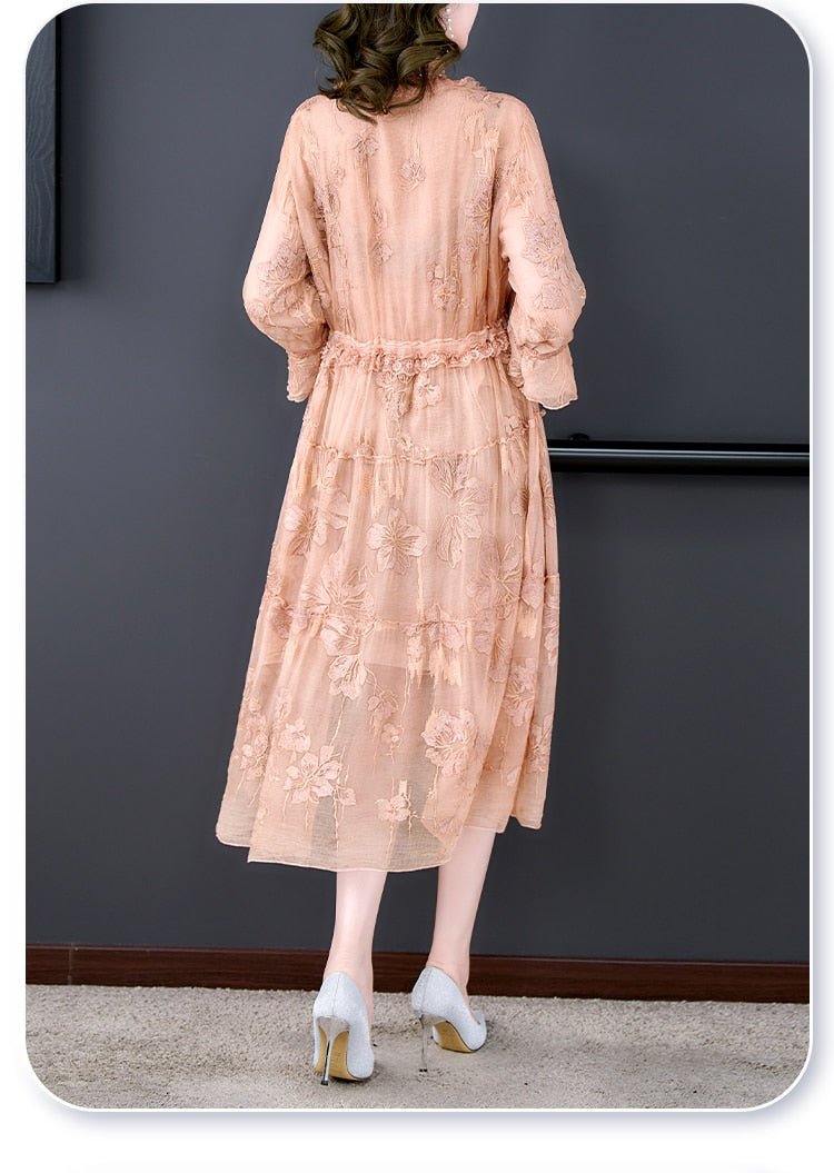 Vintage Kukkakirjontamekko