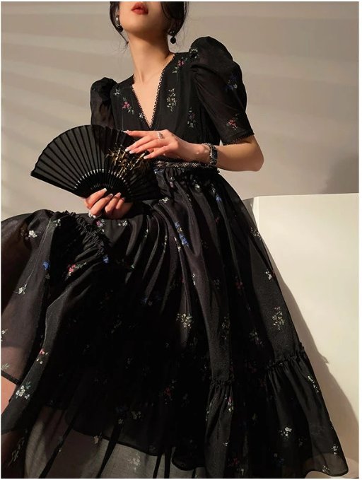 Vintage Musta V-Aukkoinen Mekko