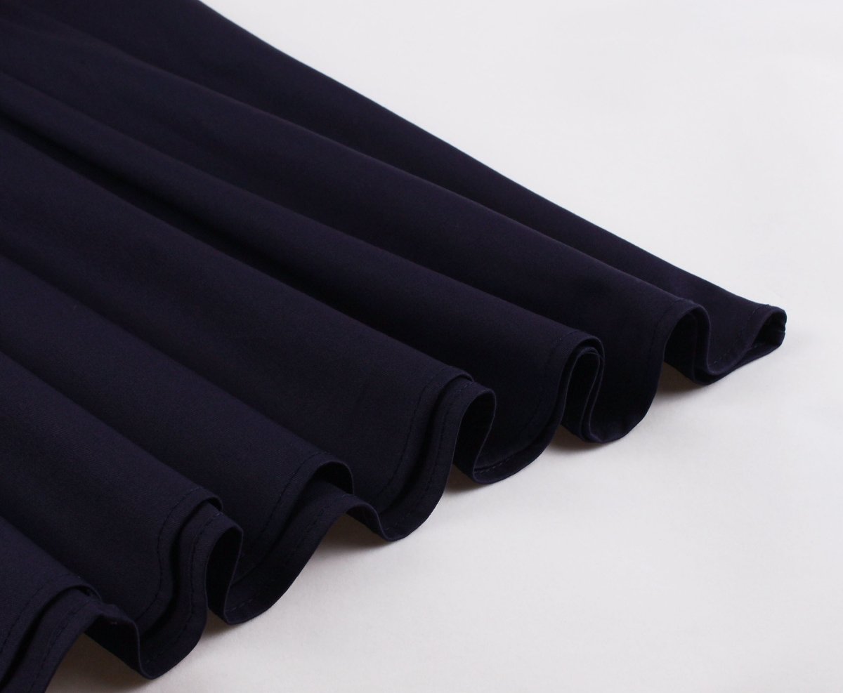 Vintage Plus-Koon Laivastonsininen V-Kaula-Aukkoinen Mekko