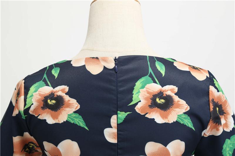 Vintage Musta Kukkainen Talvimekko