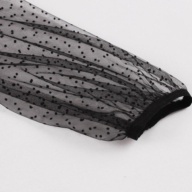 Vintage Black Dots -Mekko