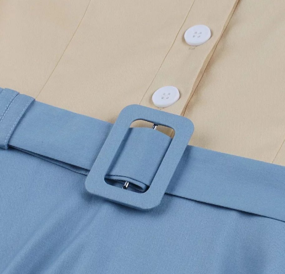 Vintage Pin-Up-Mekko 1950-Luvulta