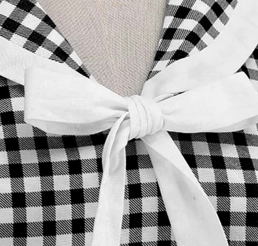 Vintage Pin Up -Ruudullinen Mekko, Musta