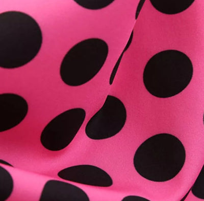 Vintage Pin Up -Mekko, Vaaleanpunaisia Pisteitä